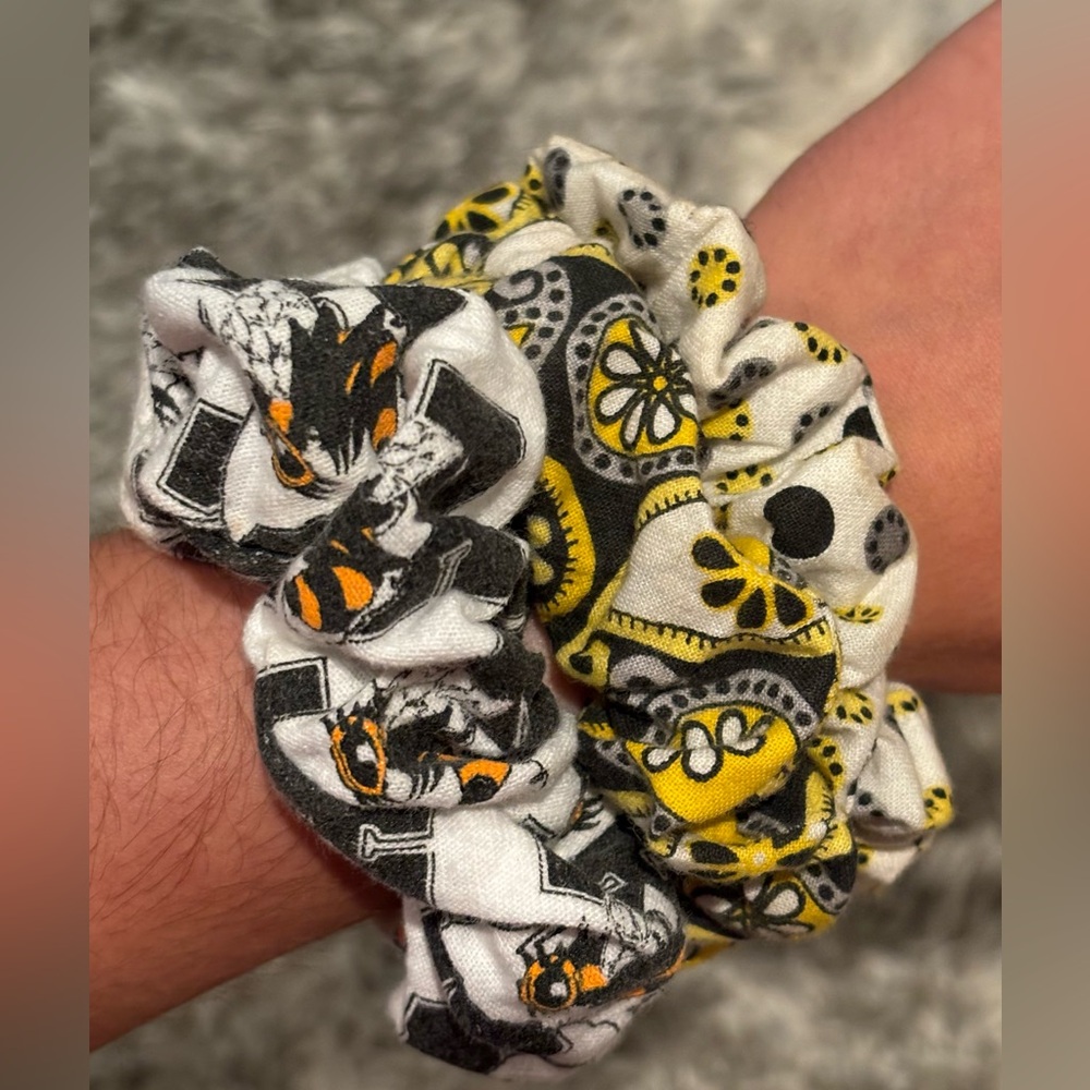 North Augusta🐝 Scrunchie Bundle